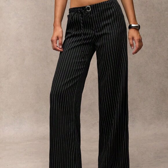 Black Casual Women's Striped Wide-Leg Pants - Picture 5 of 7